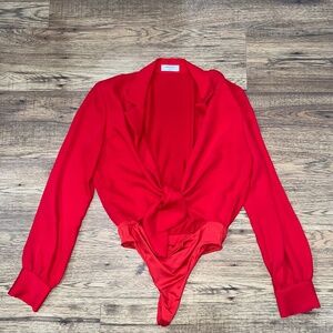 Aritzia Babaton tie front Bodysuit